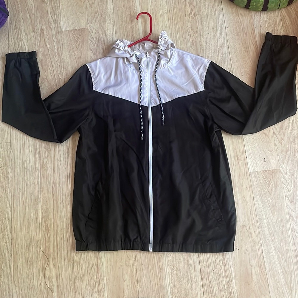 ZINE Windbreaker Black